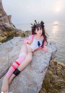 春光灿烂海棠红