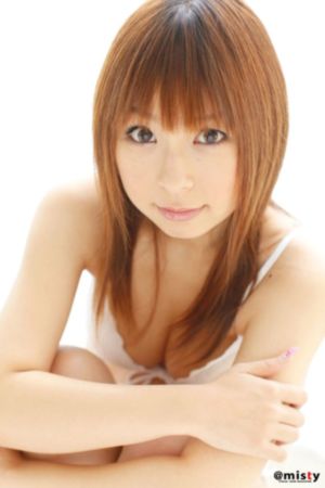 天降女子从2楼掉了下来樱花未增
