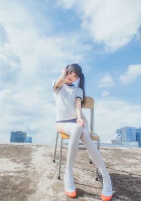 日韩欧美中文字幕在线播放