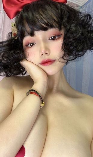 善良的女秘书.